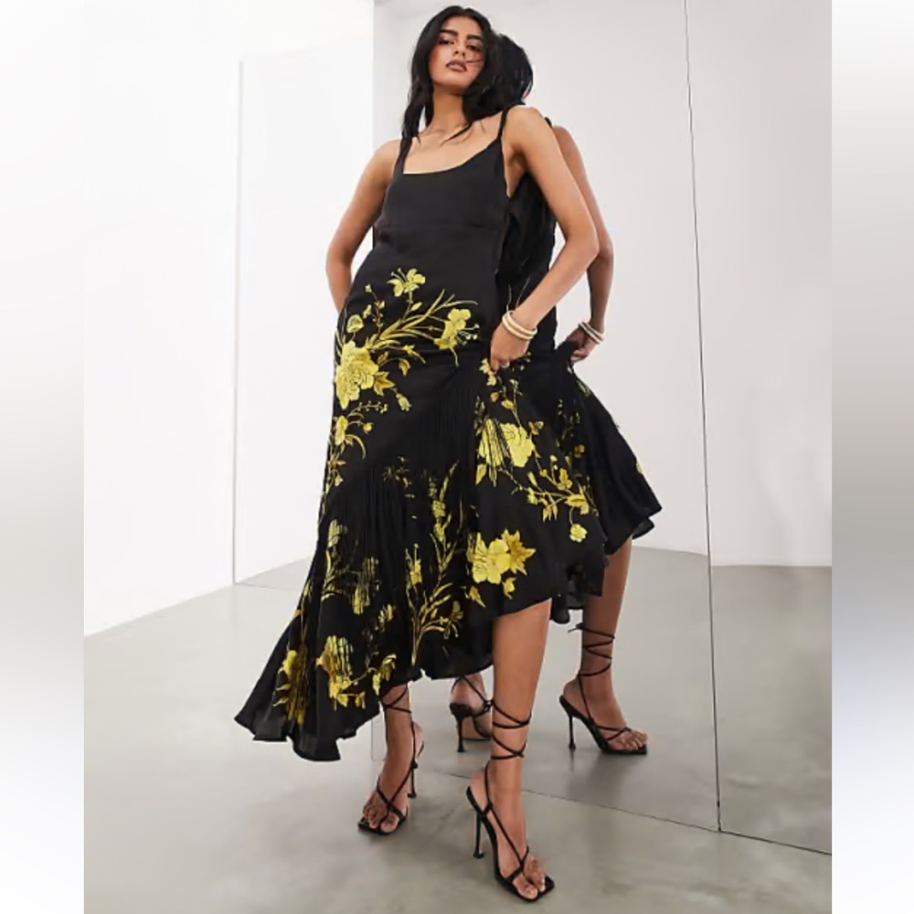 Handmade hisbiscus black and burnt yellow dress sz M cutout neckline -EUC